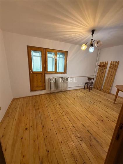 Apartament cu 3 camere decomandat - Pacurari - 7