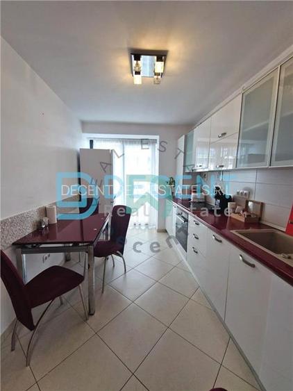 Garsoniera decomandata, Urban, Tractorul - 3