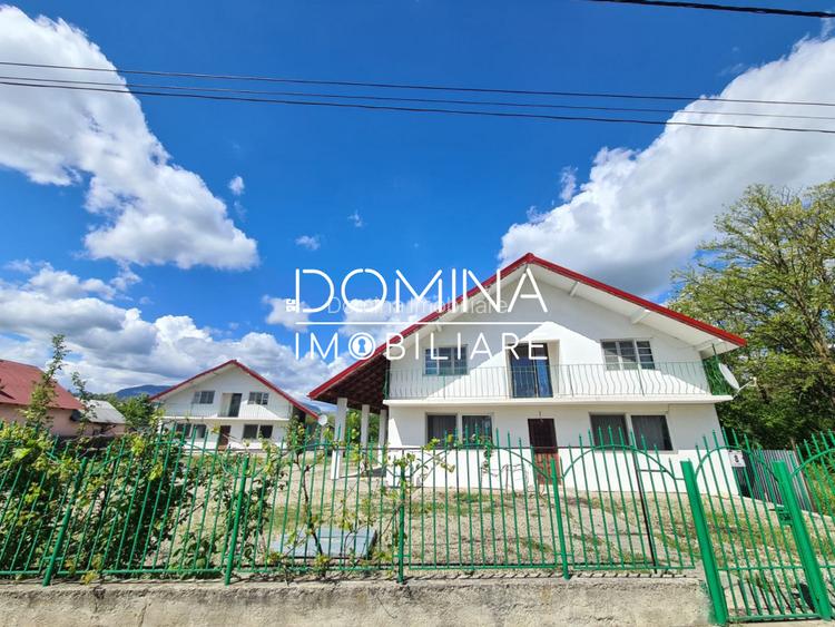 Vânzare proprietate multifuncțională, în Arcani, sat Sănătești - la DN 67 D - 2
