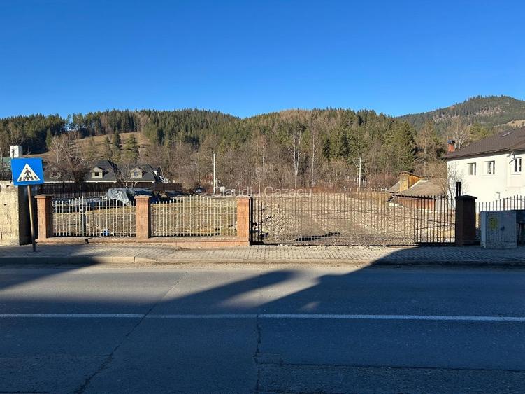 Vand Teren Comercial in centrul orasului! - 2