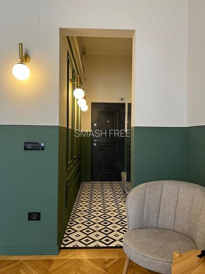 Studio exclusivist in zona Dacia - piata Gemeni - 28