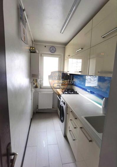 3 camere, Tomis Nord Et 1/4, 53mp, 2 parcari, balcon, renovat, centrala gaz, A/C - 3