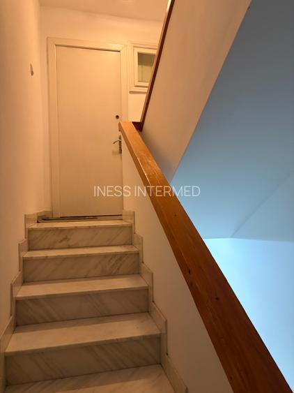 Unirii Marasesti - 4 camere nemobilate in vila - constructie 2000 - etaj 1/3 - 12