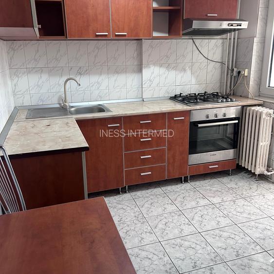 UNIRII BULEVARD APROAPE ROND ALBA IULIA, 2 CAMERE CU LOC DE PARCARE - 10