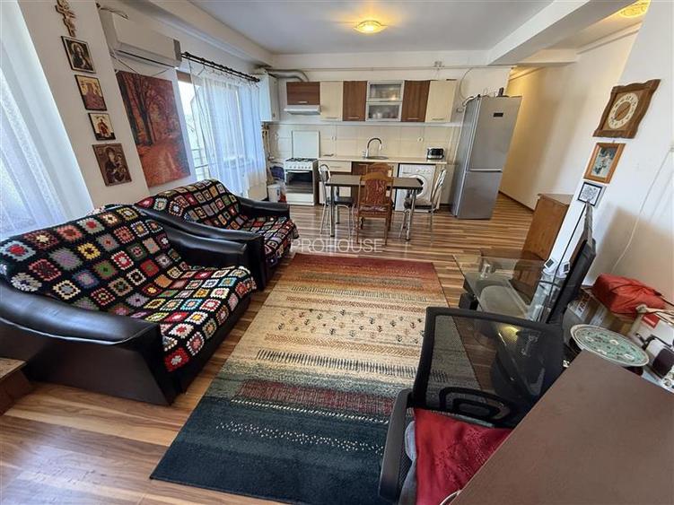 Gradina cu Magnolii - 2 camere decomandate - etajul 2 - 3