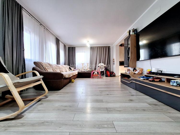 CASA INDIVIDUALA. APROAPE DE ORAS. 710 MP TEREN. - 3