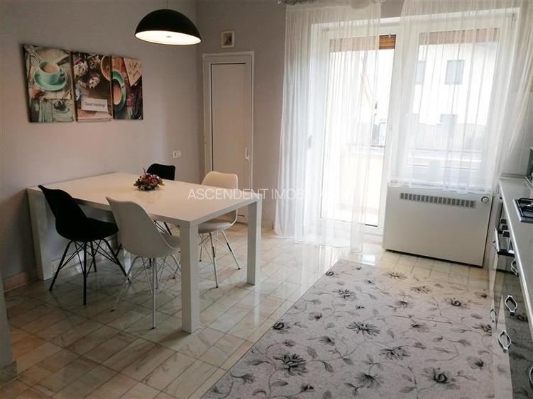 Proprietate deosebita, pe 4 camere, 140 mp, curte amenajata, Central, Brasov - 6