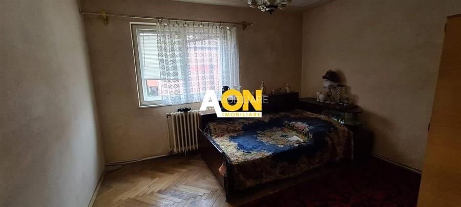 Apartament 3 camere, decomandat, str. Closca - 9
