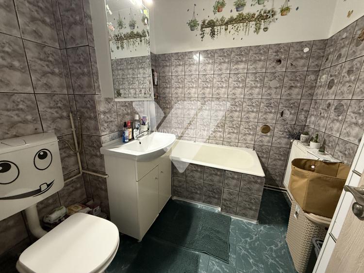 Apartament 3 camere mobilat boxa etaj 2 in Valea Aurie Sibiu - 6