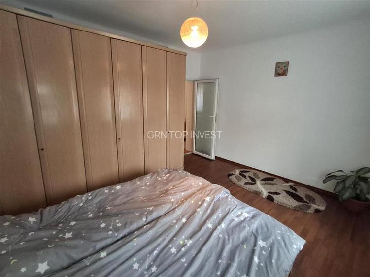 Casa formata din 2 apartamente pivnita zona Turnisor - 3