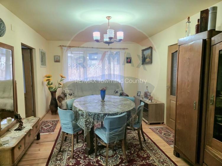 Casă / Vilă cu 7 camere de vânzare - 11