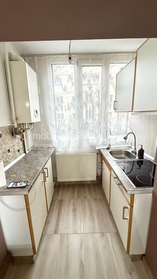 GRANICERILOR ,3camere decomandat etaj1, mobilat si utilat! - 12