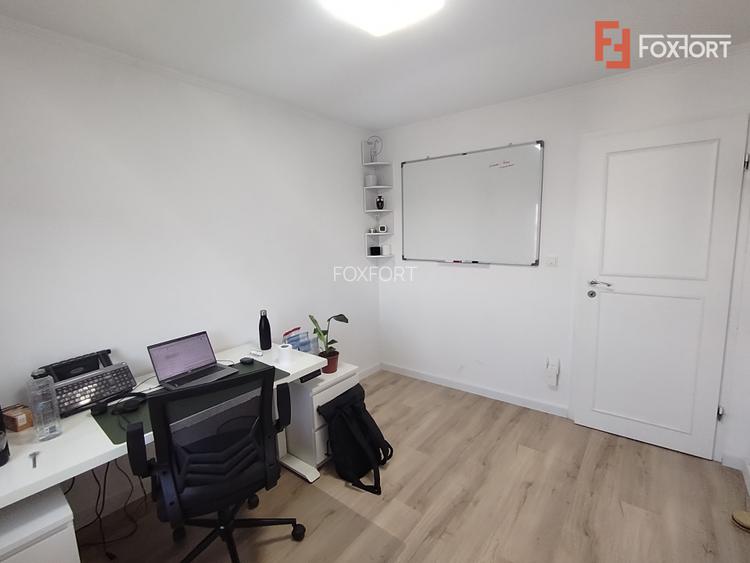 Apartament cu 4 camere de vanzare in zona Sagului - 16