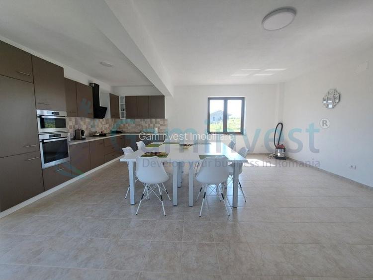 Vila 360 mp si teren de 2300 langa Baile Felix, localitatea Cordau, Bihor - 9