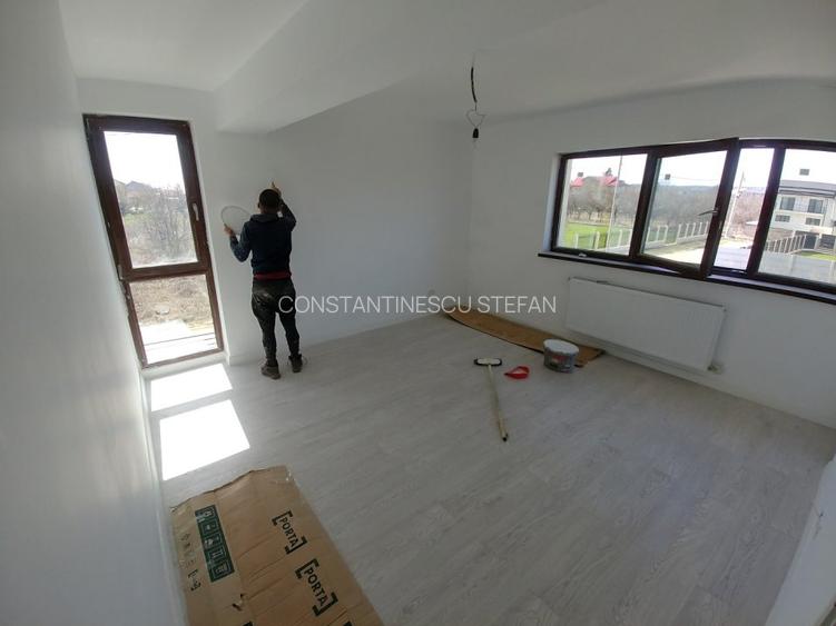 Proprietar - Single 5 camere, 420 mp teren, 220 mp - 10