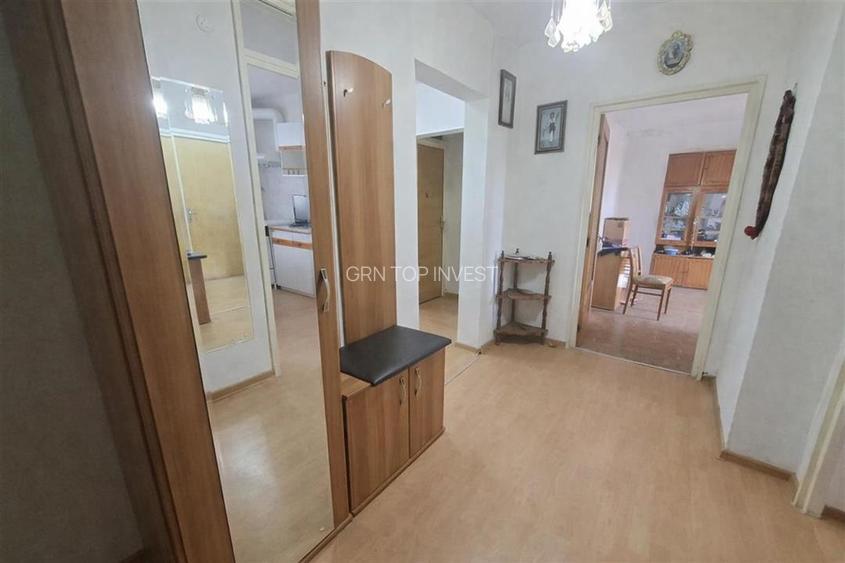 Apartament decomandat 3 camere 2 bai balcon zona Terezian - 12