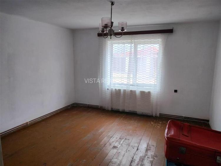 Casa spatioasa cu 1000 mp teren, Halchiu, Brasov - 5