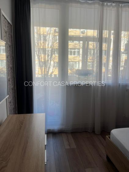 Titan - Apartament 3 camere - renovat - decomandat - mobilat utilat - metrou - 10