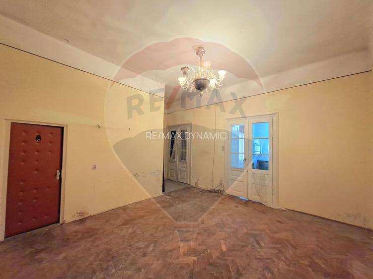 Proprietate centrală Arad,  cotă teren mare, acces auto - 7