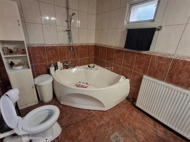 Casa formata din 2 apartamente pivnita zona Turnisor - 8