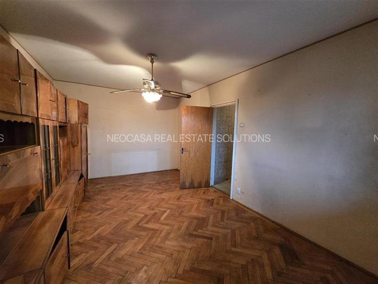 LOCUINTA TA APROAPE DE PARC BLOC Y ! - 10