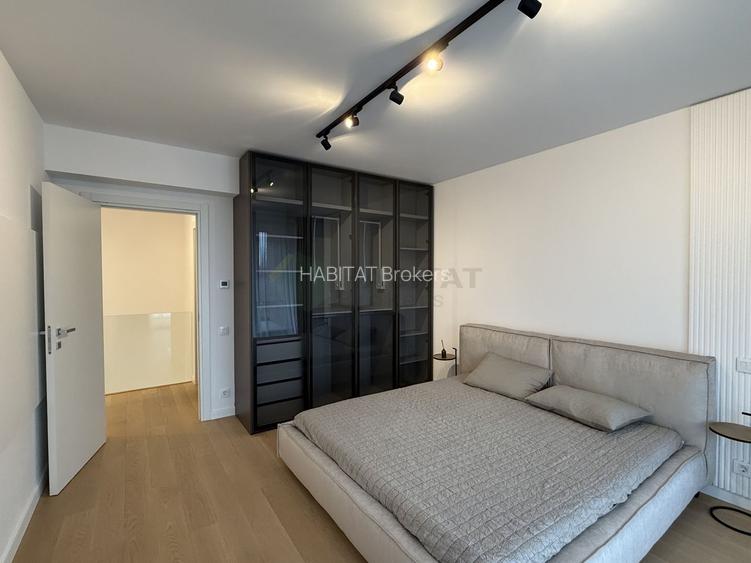 Vila urbana cu gradina langa parc in Tunari - 24