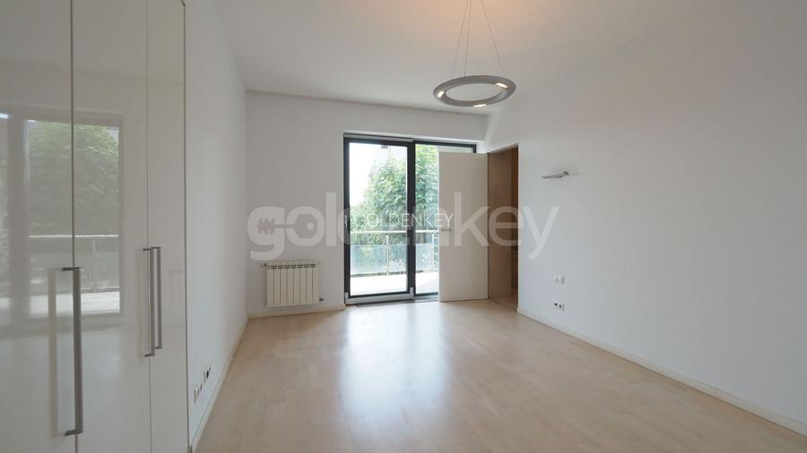 Apartament spatios, luminos, modern cu 4 camere, zona linistita - 8