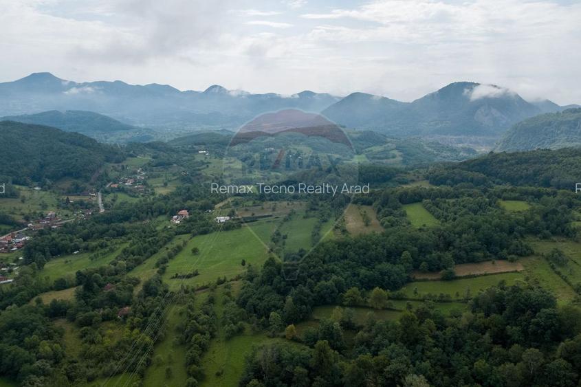 Casă / Vilă cu 3 camere de vânzare - 9
