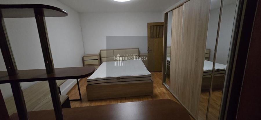 APARTAMENT 3 CAMERE, APARATORII PATRIEI/MOLDOVITA, CENTRALA, PARCARE - 4
