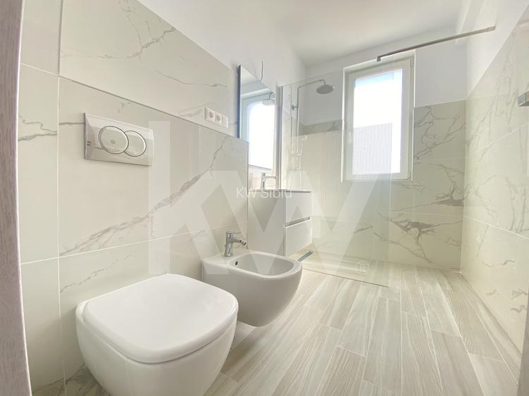 Apartament 2 camere de inchiriat buc. separata etaj 1 Doamna Stanca - 6