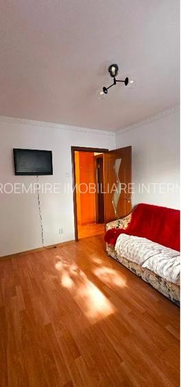 Apartament 3 camere decomandate zona Inel 2 - 6