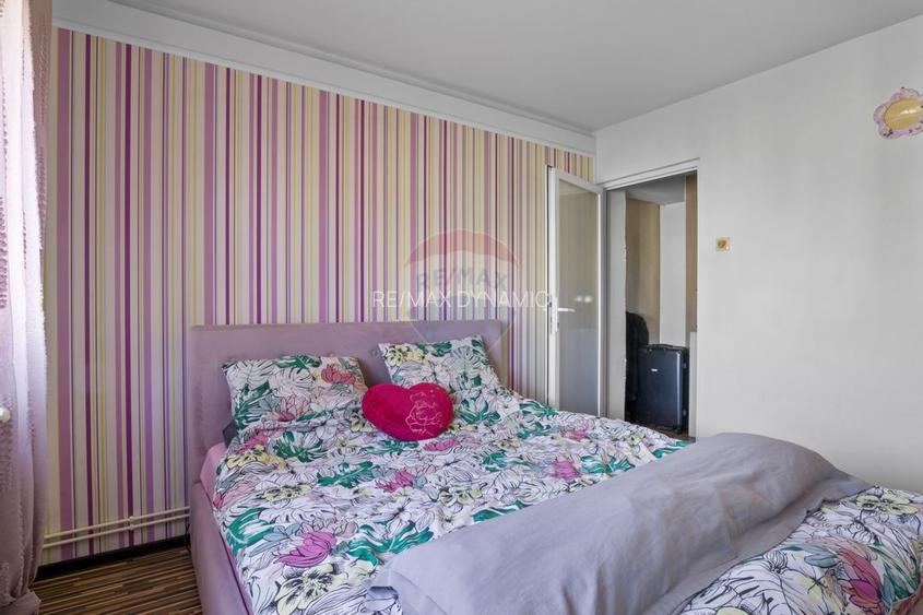 Apartament cu 2 camere decomandat de vanzare in zona 300 Arad - 2