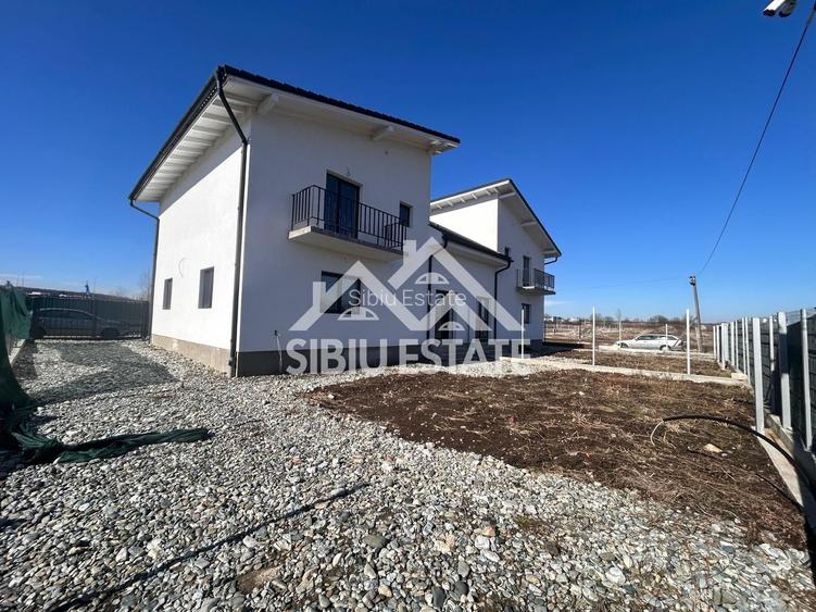 Casa duplex de vanzare 4 camere, 2 bai-s.u. 142 mp. PRET AVANTAJOS - 34