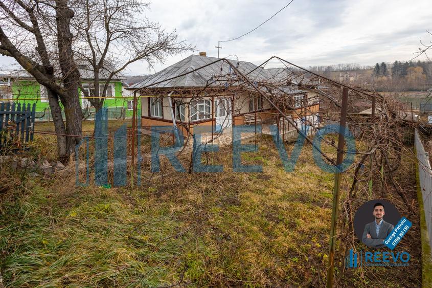 Casă de vânzare Buhuși, Str. Orbic - 33