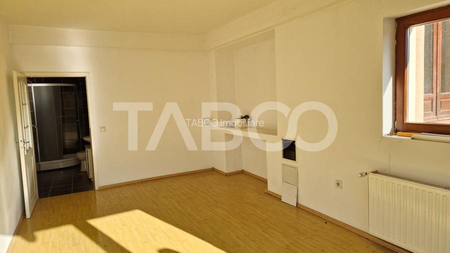 Casa 5 camere cu garaj si teren 961 mp de vanzare Sibiu zona Centrala - 11