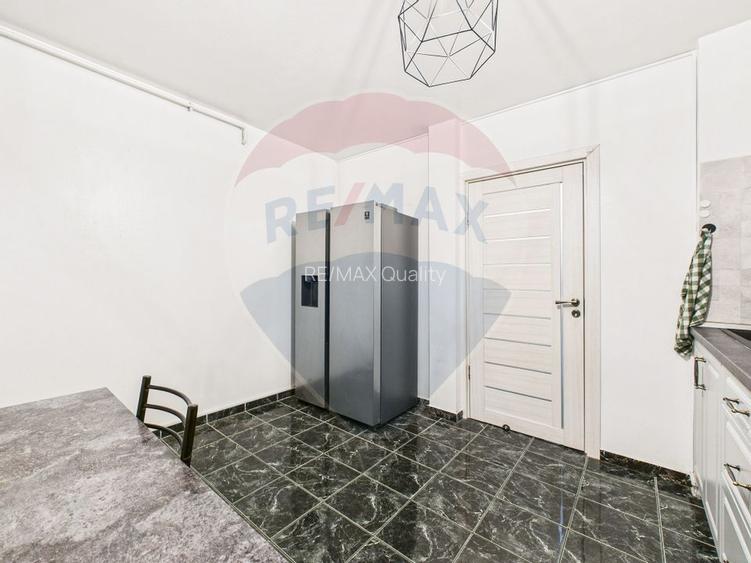 Apartament cu 3 camere si loc de parcare in zona Sebastian/ 13 Sept - 12