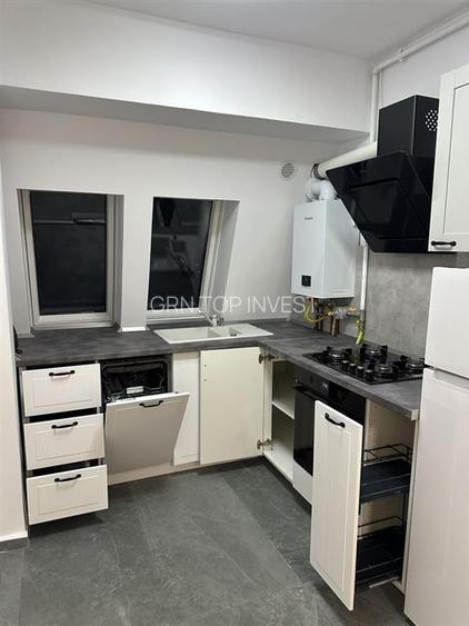 Apartament 3 camere cu balcon zona Calea Surii Mici - 6