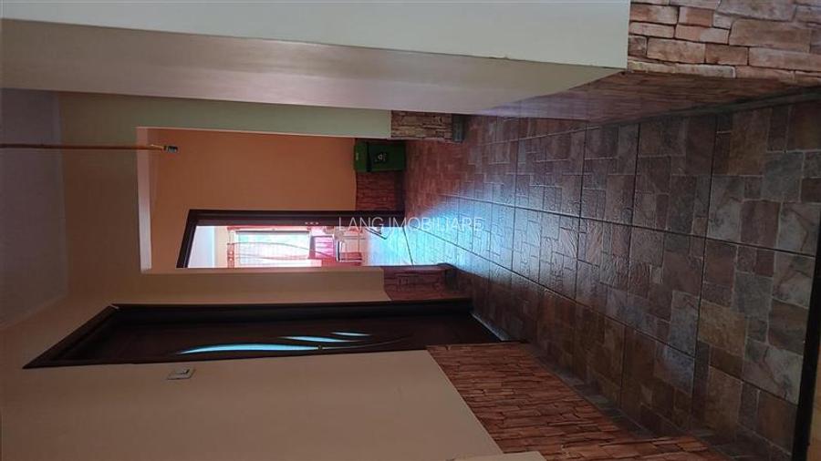 IMOBIL MULTIFUNCTIONAL IN ARADUL NOU - 9