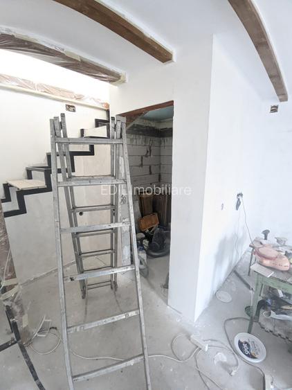 Casă de vânzare, 100 mp utili, 300 mp teren Dâmbul Rotund zona Școala de Poliție - 16