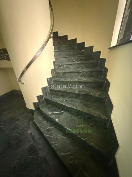 Proprietate rară lângă Piața Romană – 145 mp, clădire cu istorie, lift f - 13