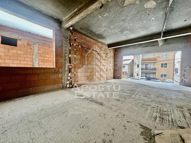 Casa individuala, la rosu, garaj incorporat, zona Eso din Giroc
