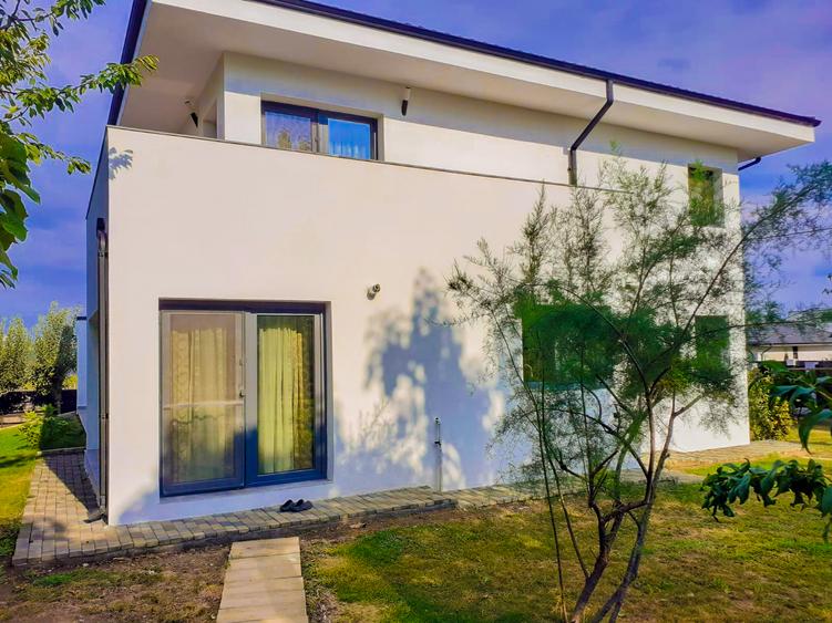 Vila de vanzare Valea Lupului
