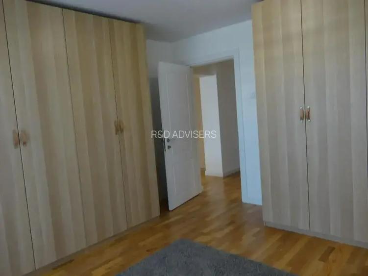 PIATA ALBA IULIA, DECEBAL, MUNCII 3 CAMERE CENTRALA PROPRIE - 11