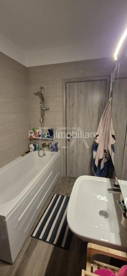 Apartament 3 camere cu Parcare Bloc 2019 Cartier Solar - 6