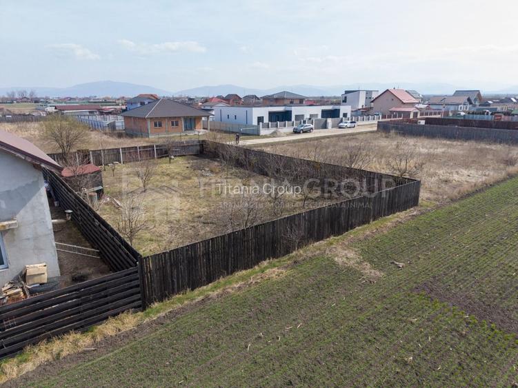 Teren 500 mp, împrejmuit, curent și internet pe teren, cu proiect și autorizație - 5