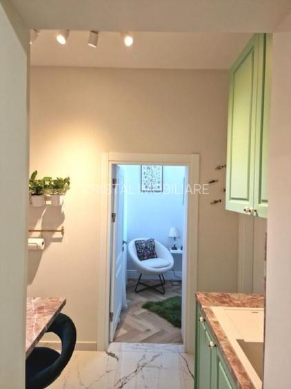 Apartament deosebit 4 camere – Piața Romană, renovat mobilat nou, design premium - 9