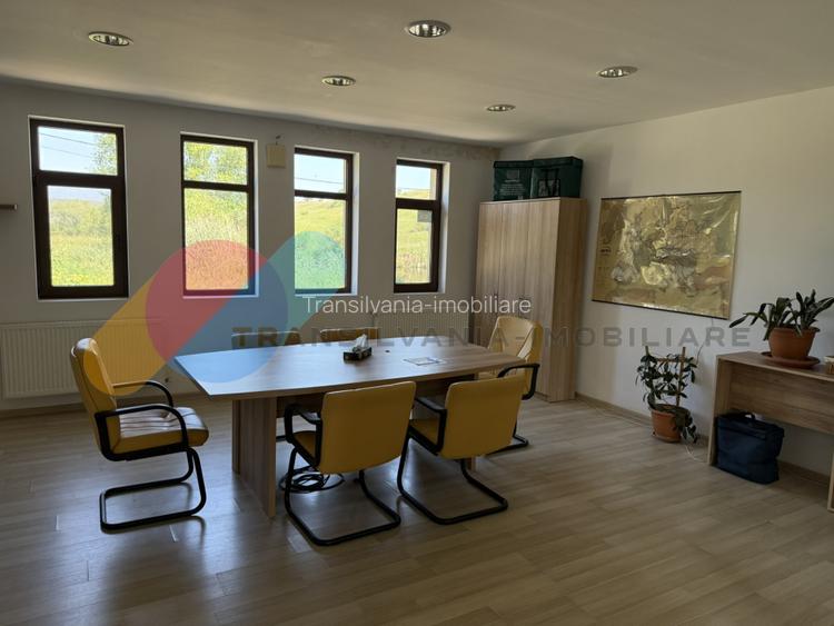 Complex industrial de vanzare – 2 hale productie + cladire birouri + parcare, ac - 5