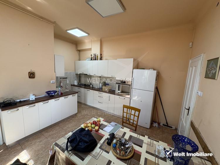 Casa parter + mansarda, situat la curte comuna, teren propriu, 3 locatari ! - 9