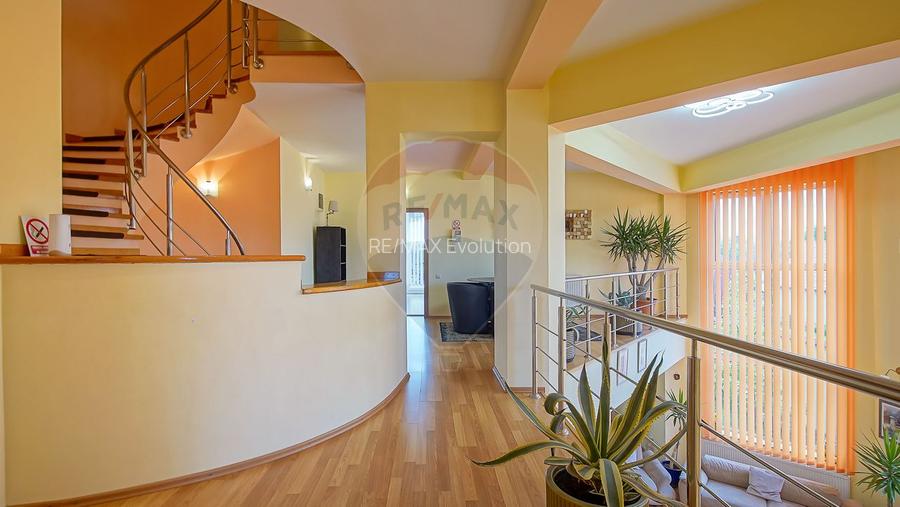 VILA SANNE – 10 camere, teren 1300 mp, Hălchiu - 34