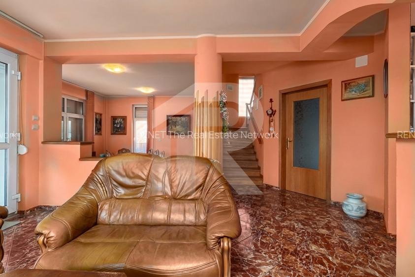 Casa spațioasă cu vedere la Lacul Grivița | 5 dormitoare | teren 793 mp - 11